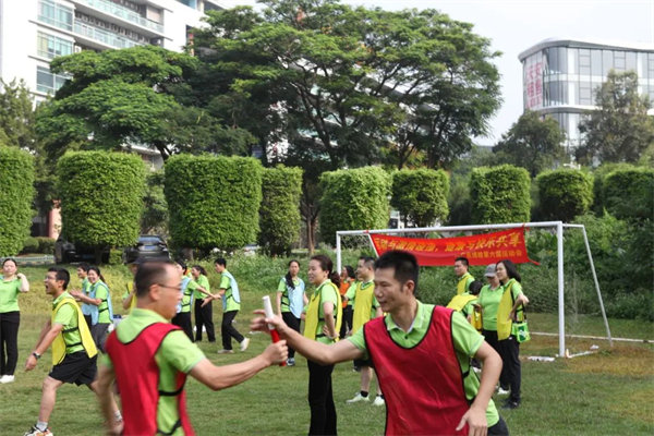 運動與激情碰撞，健康與快樂共享—廣東博皓第六屆運動會   -傳統(tǒng)接力賽