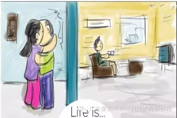 人生就是。。。 就算孩子在家，還是忍不住與40歲的另一半偷偷親一口